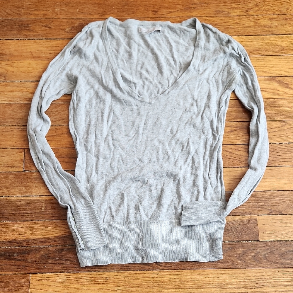 Old Navy V-neck Lightweight Sweater